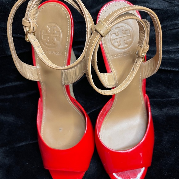 Tory Burch Ashton Patent Cork Wedge Sandals - Picture 4 of 4